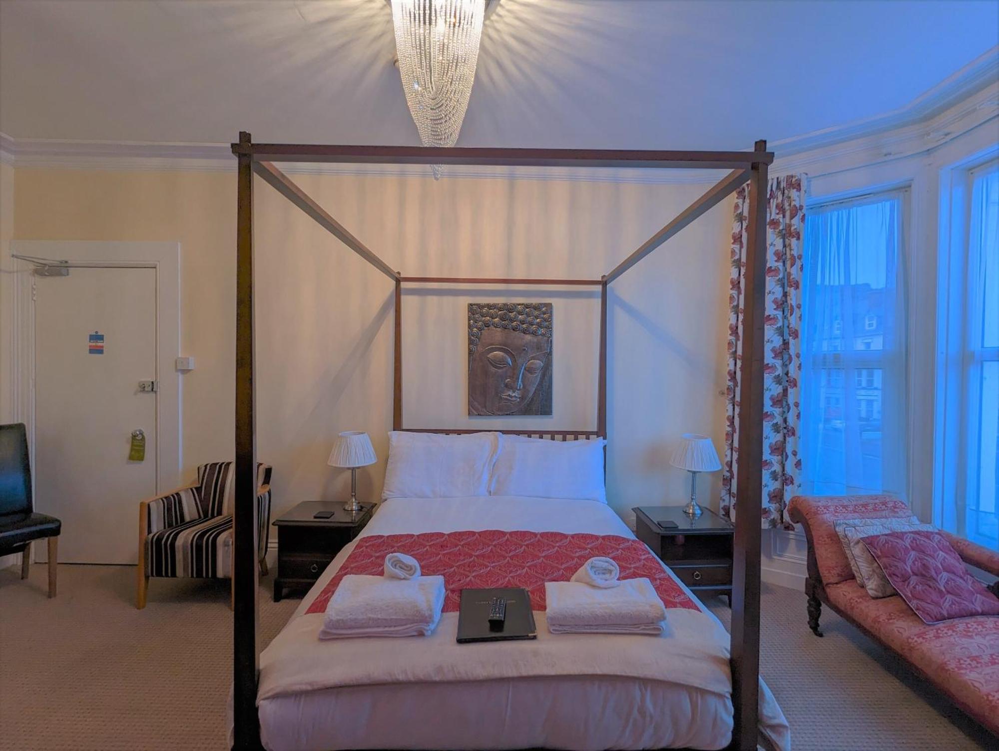 The Senarth Bed and Breakfast Llandudno Eksteriør billede