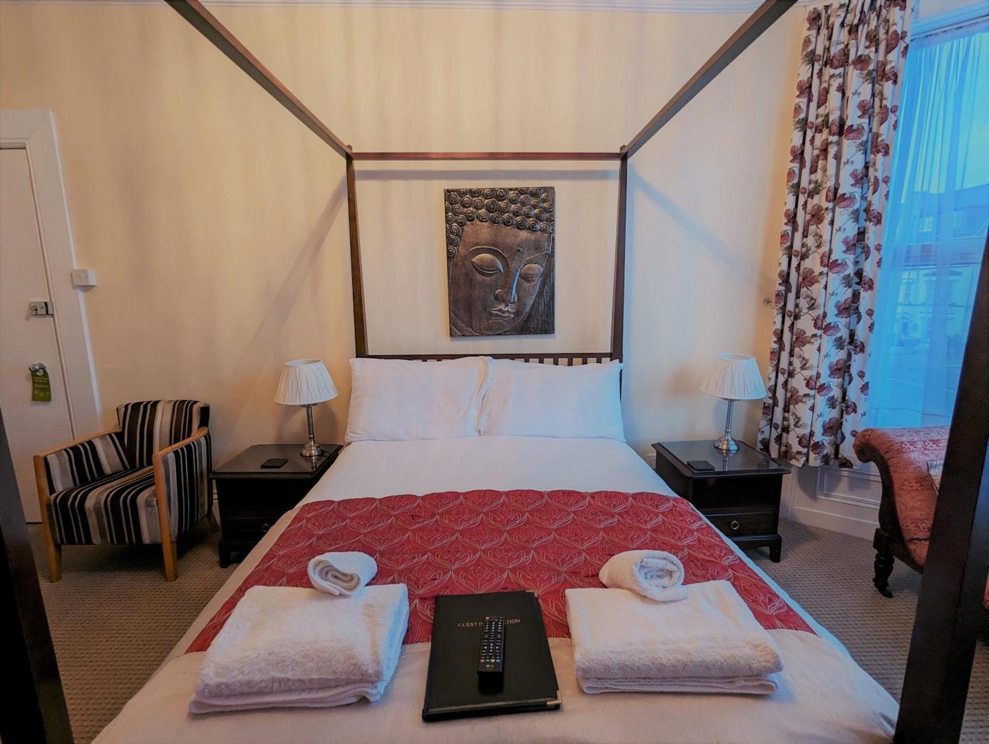 The Senarth Bed and Breakfast Llandudno Eksteriør billede